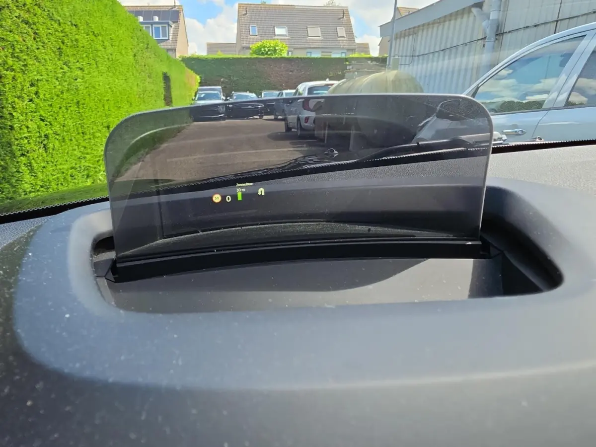 1.5 Cooper ALL4 Chili Automaat | Harmon Kardon audio | Navigatie  | Schuif/kantel dak | Parkeersensoren v + a | Head up display