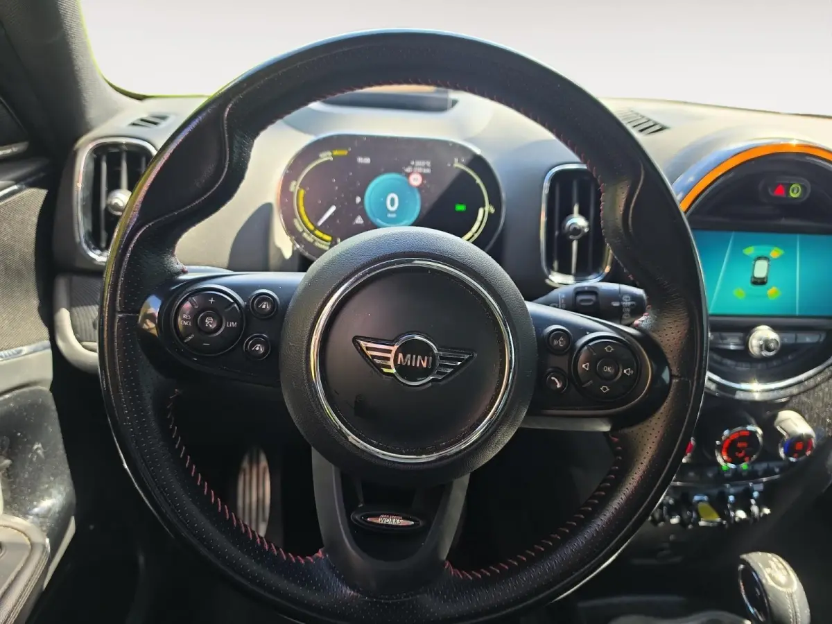 1.5 Cooper ALL4 Chili Automaat | Harmon Kardon audio | Navigatie  | Schuif/kantel dak | Parkeersensoren v + a | Head up display