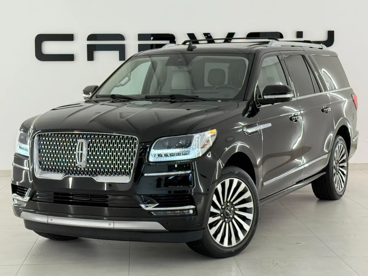 Lincoln Navigator 2024 Benzine Automatisch leasen