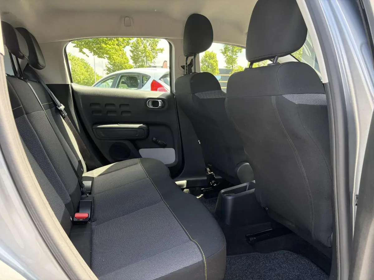 1.2 PureTech S&S Feel Apple Carplay/Android,Trekhaak,Pdc,Navi,Clima,Cruise,Dealer Onderhouden,Rijstrooksensor,Apk tot 06-2027