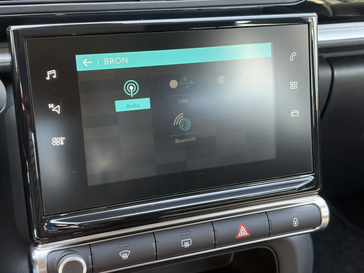 1.2 PureTech S&S Feel Apple Carplay/Android,Trekhaak,Pdc,Navi,Clima,Cruise,Dealer Onderhouden,Rijstrooksensor,Apk tot 06-2027