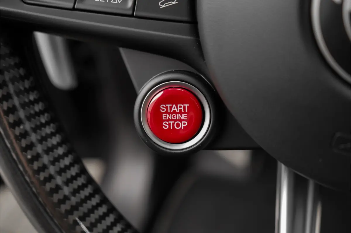 2.9 V6 AWD Quadrifoglio Pano H&K Carbon ACC Squadra NL Auto