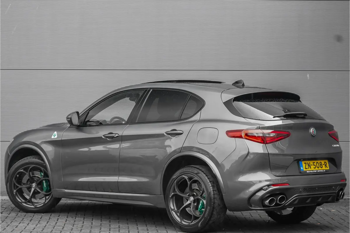 2.9 V6 AWD Quadrifoglio Pano H&K Carbon ACC Squadra NL Auto