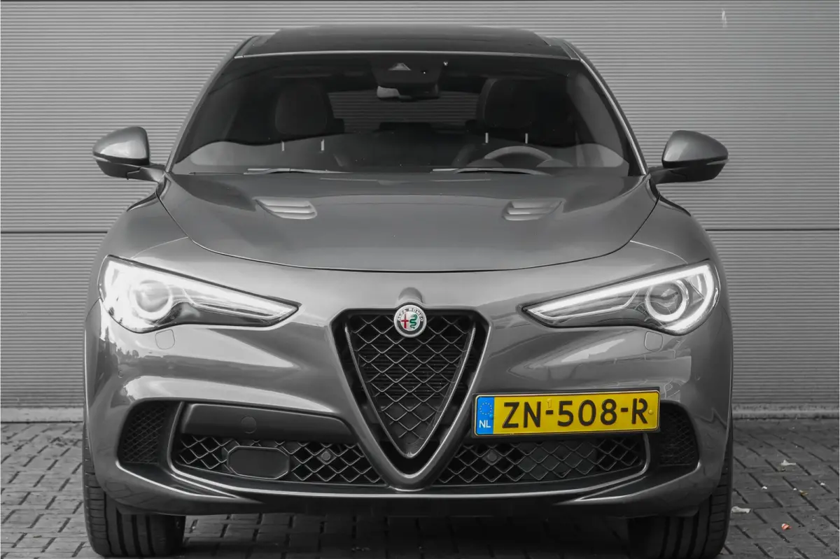 2.9 V6 AWD Quadrifoglio Pano H&K Carbon ACC Squadra NL Auto