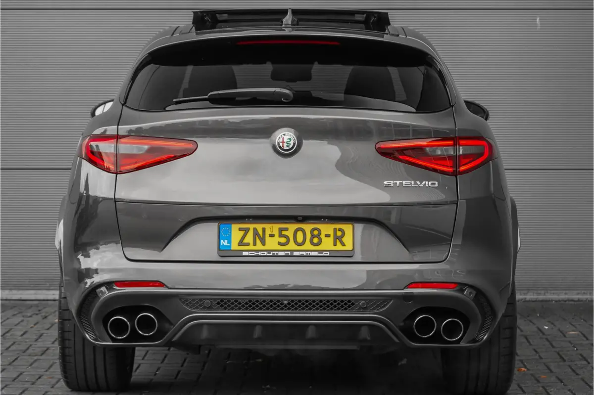 2.9 V6 AWD Quadrifoglio Pano H&K Carbon ACC Squadra NL Auto