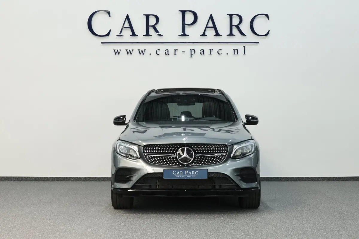 AMG 43 4MATIC 367+PK BTW/LED/PANORAMADAK/HALF LEDER+S.VERWARMING/19" LMV/CAM/CRUISE/ECC/12 MND GARANTIE!