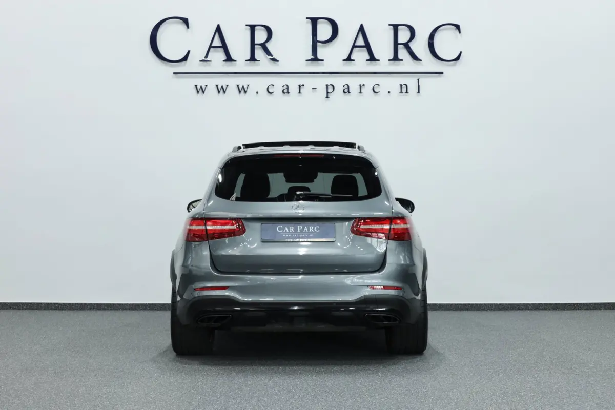 AMG 43 4MATIC 367+PK BTW/LED/PANORAMADAK/HALF LEDER+S.VERWARMING/19" LMV/CAM/CRUISE/ECC/12 MND GARANTIE!