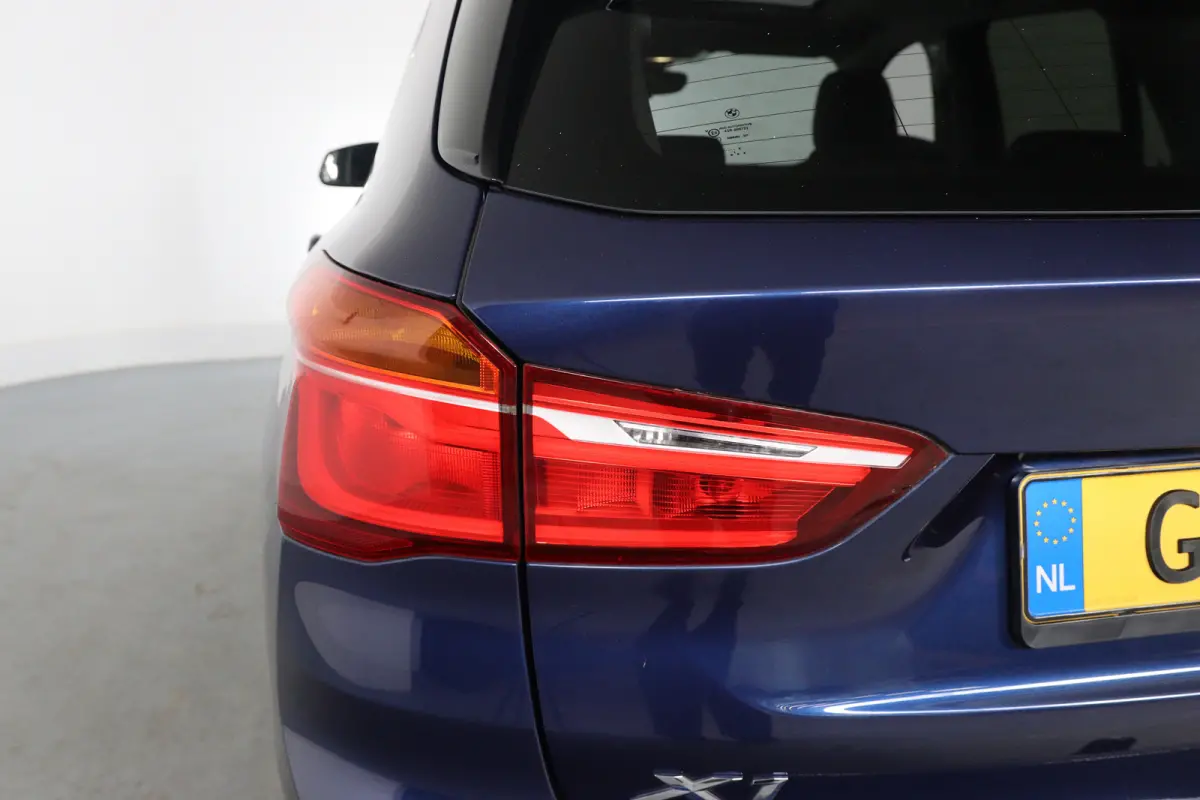 xDrive20i High Executive | Dealer Onderhouden! | Open Dak | Trekhaak | Sportstoelen | HUD | LED | Half Leder | Stoelverwarming | Cruise Control | Camera | Navi | Clima