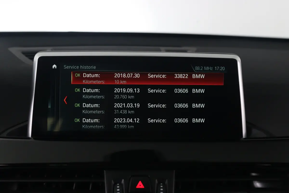 xDrive20i High Executive | Dealer Onderhouden! | Open Dak | Trekhaak | Sportstoelen | HUD | LED | Half Leder | Stoelverwarming | Cruise Control | Camera | Navi | Clima