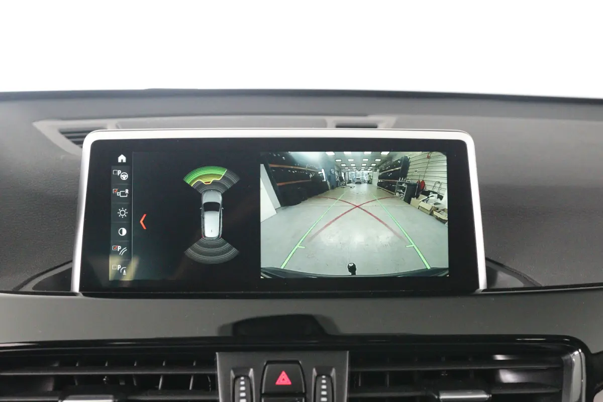 xDrive20i High Executive | Dealer Onderhouden! | Open Dak | Trekhaak | Sportstoelen | HUD | LED | Half Leder | Stoelverwarming | Cruise Control | Camera | Navi | Clima