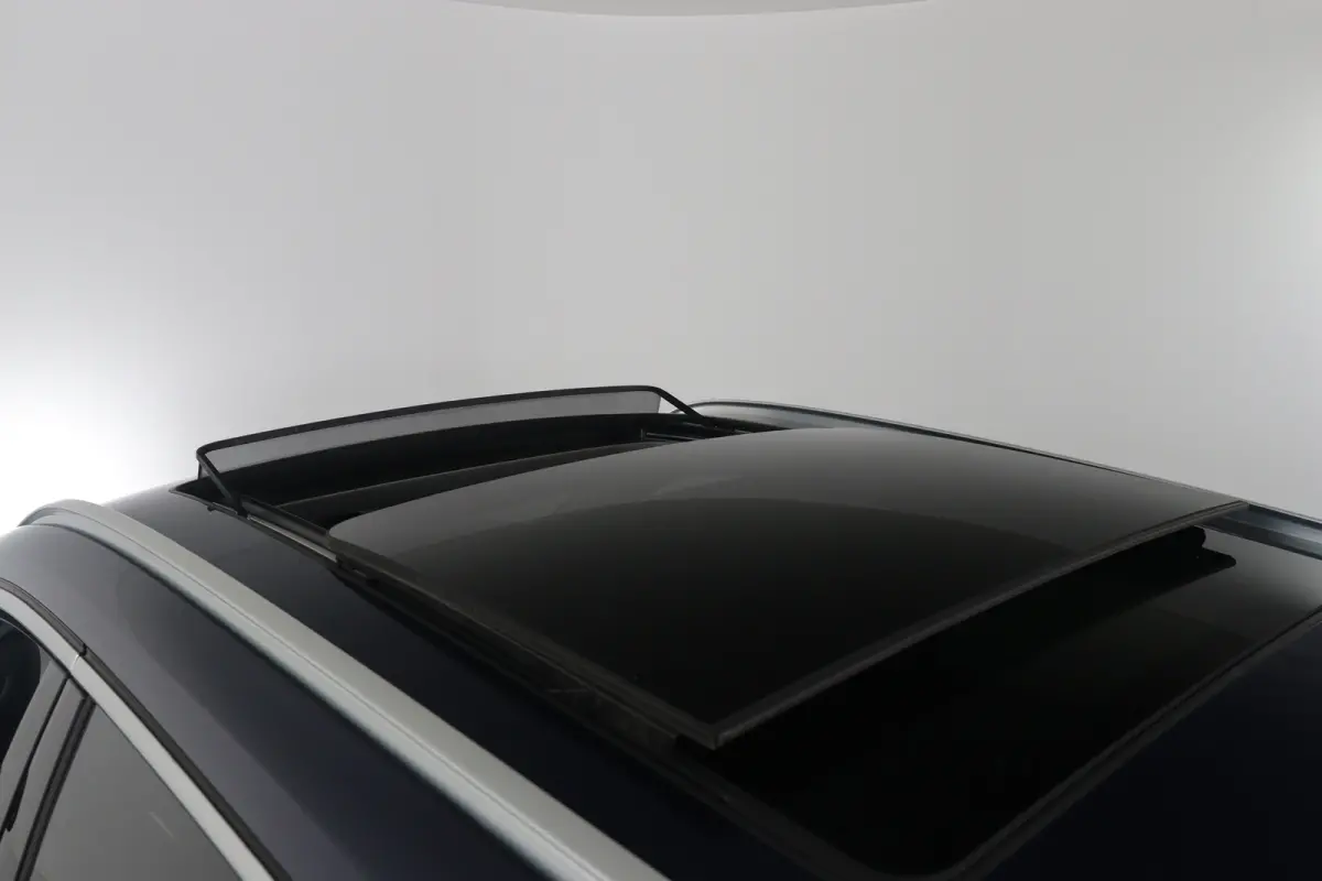 xDrive20i High Executive | Dealer Onderhouden! | Open Dak | Trekhaak | Sportstoelen | HUD | LED | Half Leder | Stoelverwarming | Cruise Control | Camera | Navi | Clima