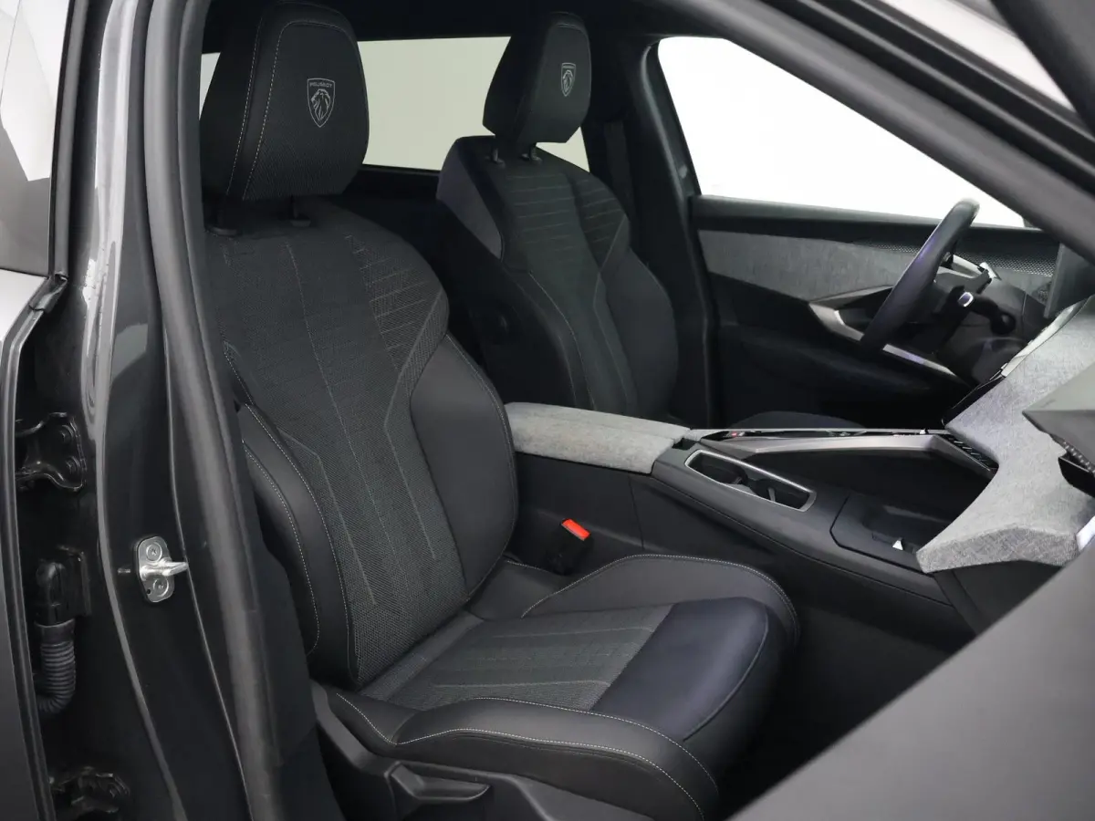 HYBRID 145 7-PERS GT MILD HYBRID + CAMERA | ADAPTIVE CRUISE | 19 INCH | STOELVERW.