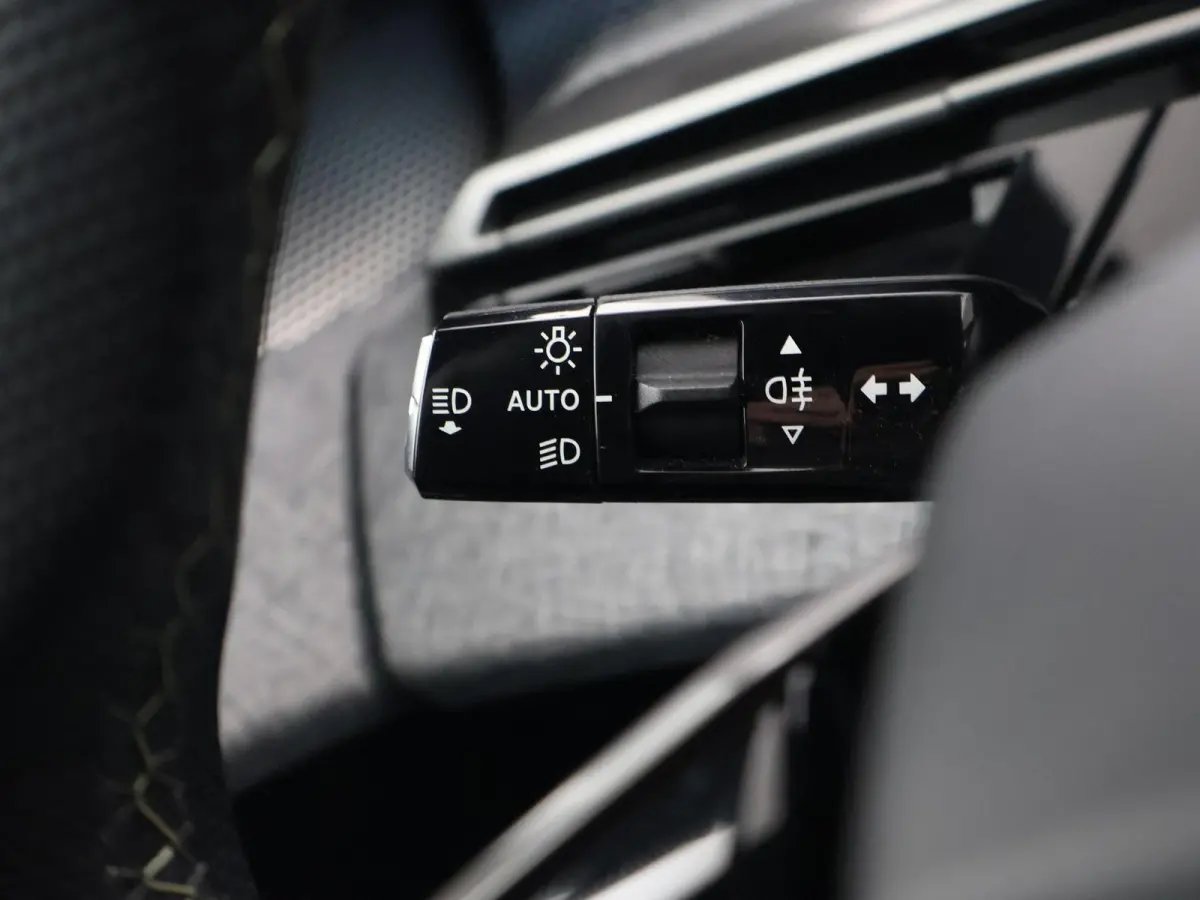 HYBRID 145 7-PERS GT MILD HYBRID + CAMERA | ADAPTIVE CRUISE | 19 INCH | STOELVERW.