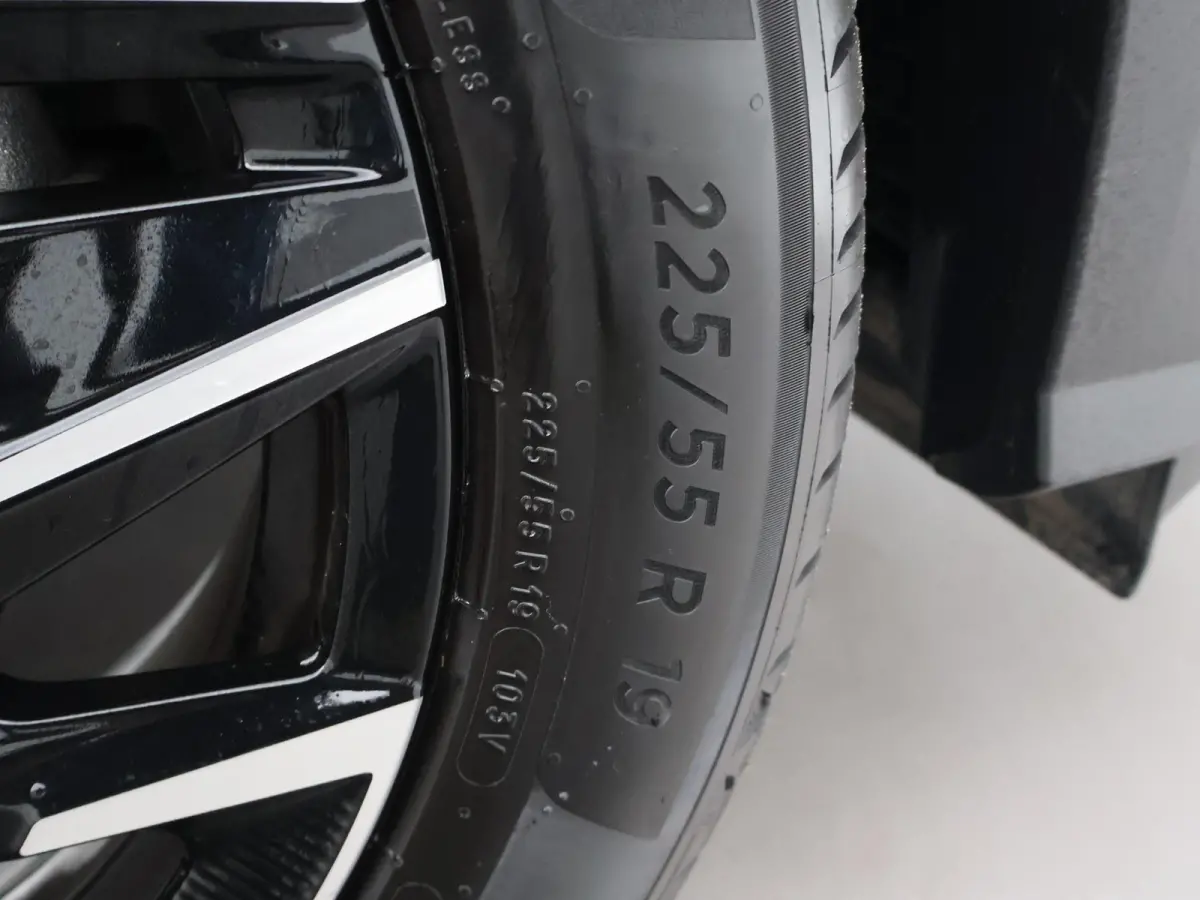 HYBRID 145 7-PERS GT MILD HYBRID + CAMERA | ADAPTIVE CRUISE | 19 INCH | STOELVERW.