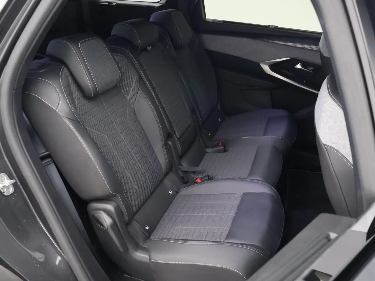 HYBRID 145 7-PERS GT MILD HYBRID + CAMERA | ADAPTIVE CRUISE | 19 INCH | STOELVERW.