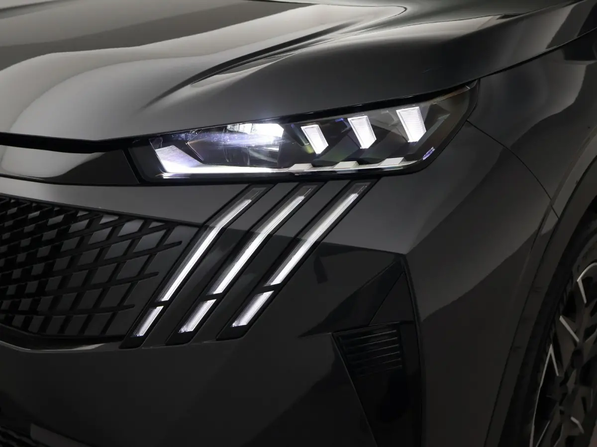 HYBRID 145 7-PERS GT MILD HYBRID + CAMERA | ADAPTIVE CRUISE | 19 INCH | STOELVERW.