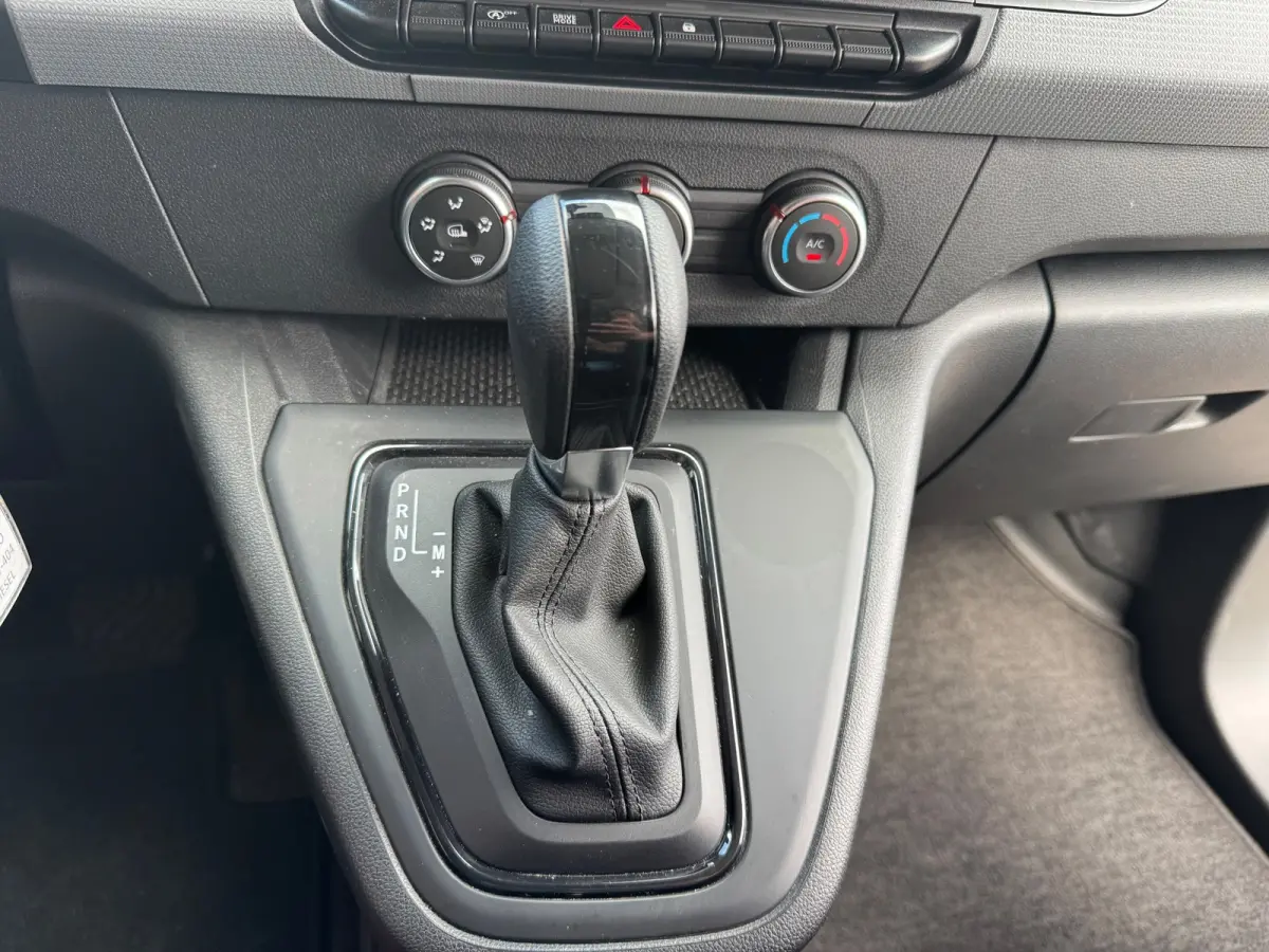 1.5 Blue dCi 95 Luxe Automaat Cruise Navi