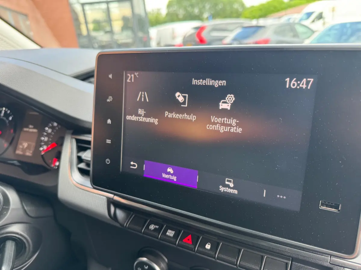 1.5 Blue dCi 95 Luxe Automaat Cruise Navi