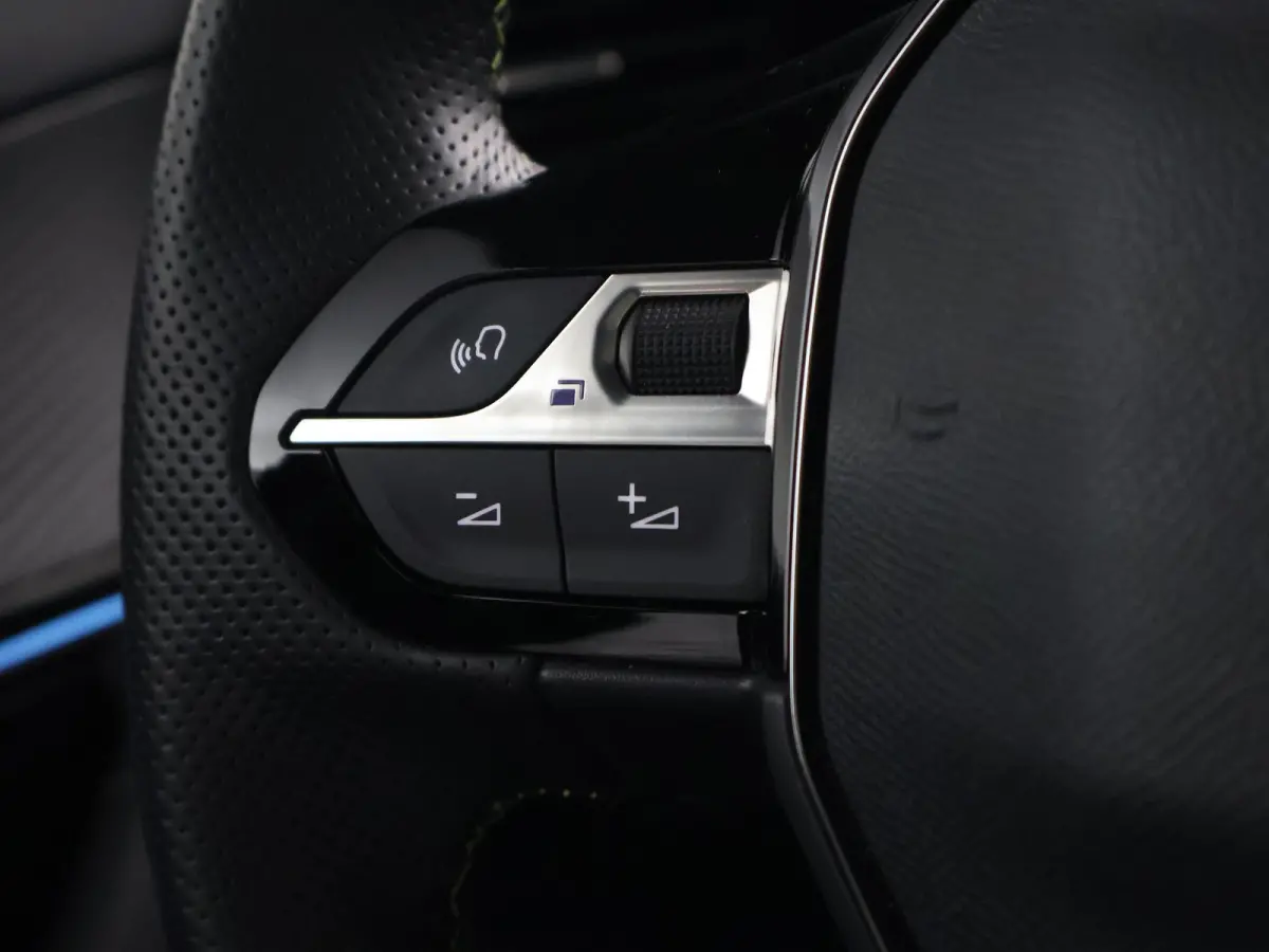 EV GT 50 kWh 3-FASE + ADAPTIVE CRUISE | PANORAMA | STOELVERW. | 18 INCH | 92% SOH | LEDER/ALCANTARA