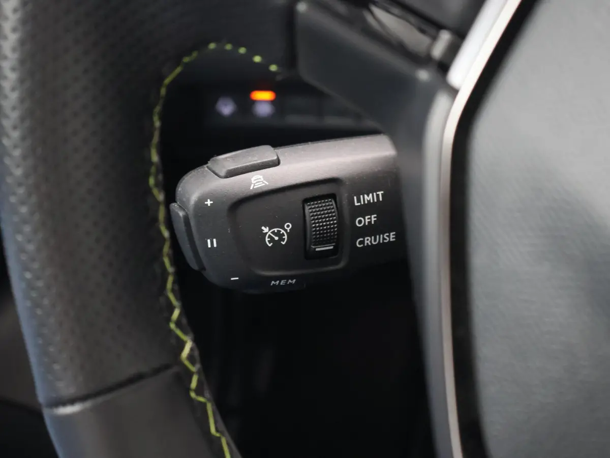 EV GT 50 kWh 3-FASE + ADAPTIVE CRUISE | PANORAMA | STOELVERW. | 18 INCH | 92% SOH | LEDER/ALCANTARA