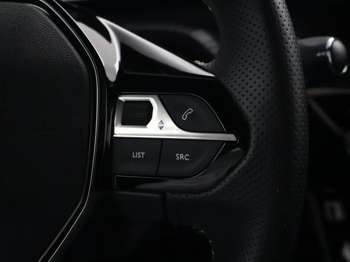 EV GT 50 kWh 3-FASE + ADAPTIVE CRUISE | PANORAMA | STOELVERW. | 18 INCH | 92% SOH | LEDER/ALCANTARA