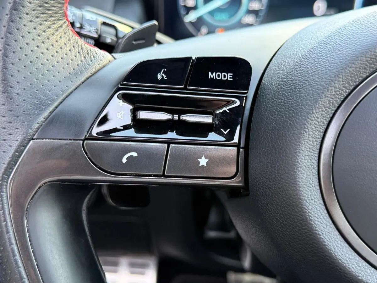 1.6 T-GDI PHEV N Line Sky 4WD | Pano | Trekhaak | Stoelventilatie/Verwarming | Stuurverwarming | 360 Camera | Keyless | Elektrische klep |