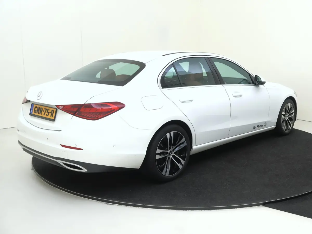 180 Luxury Line