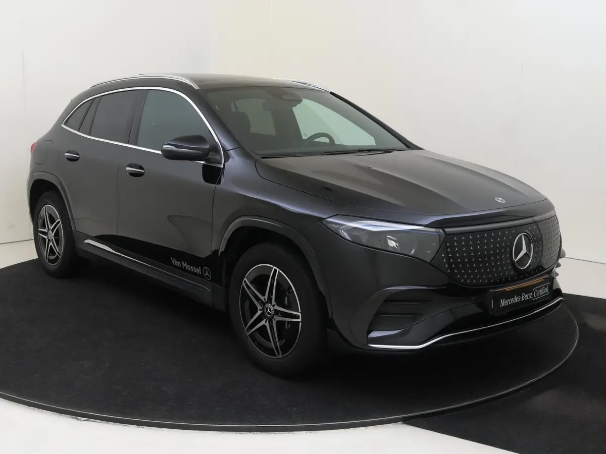 250+ AMG Line 71 kWh / Panoramadak