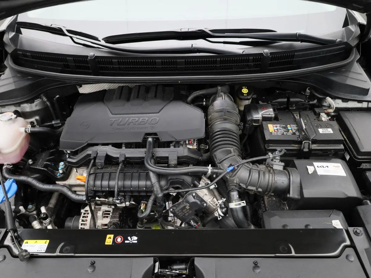 1.0 T 100 Inspire | AUTOMAAT | CARPLAY | LM VELGEN | CLIMATE CONTROL | CAMERA