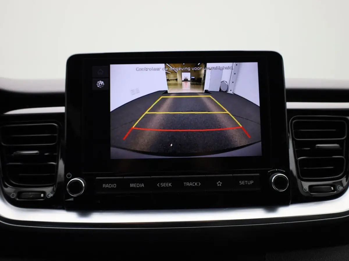 1.0 T 100 Inspire | AUTOMAAT | CARPLAY | LM VELGEN | CLIMATE CONTROL | CAMERA