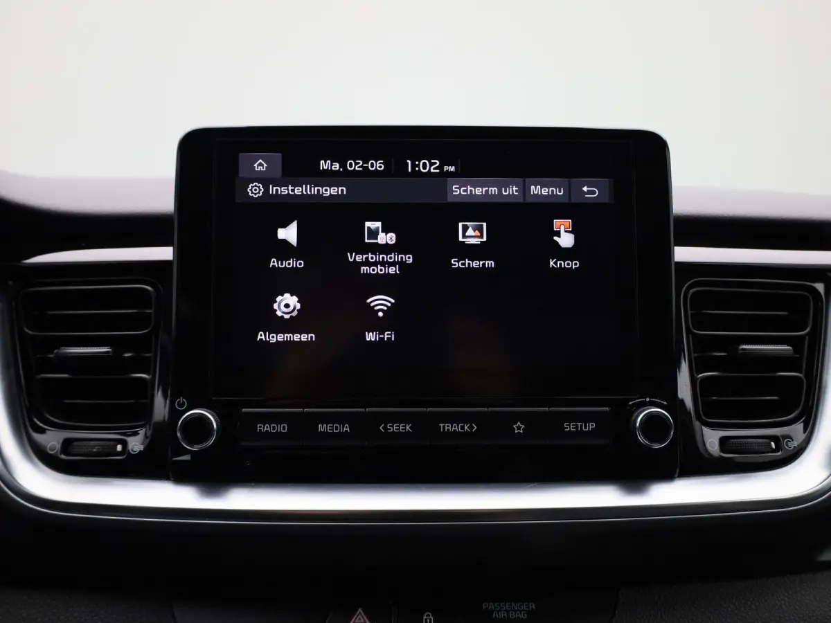 1.0 T 100 Inspire | AUTOMAAT | CARPLAY | LM VELGEN | CLIMATE CONTROL | CAMERA