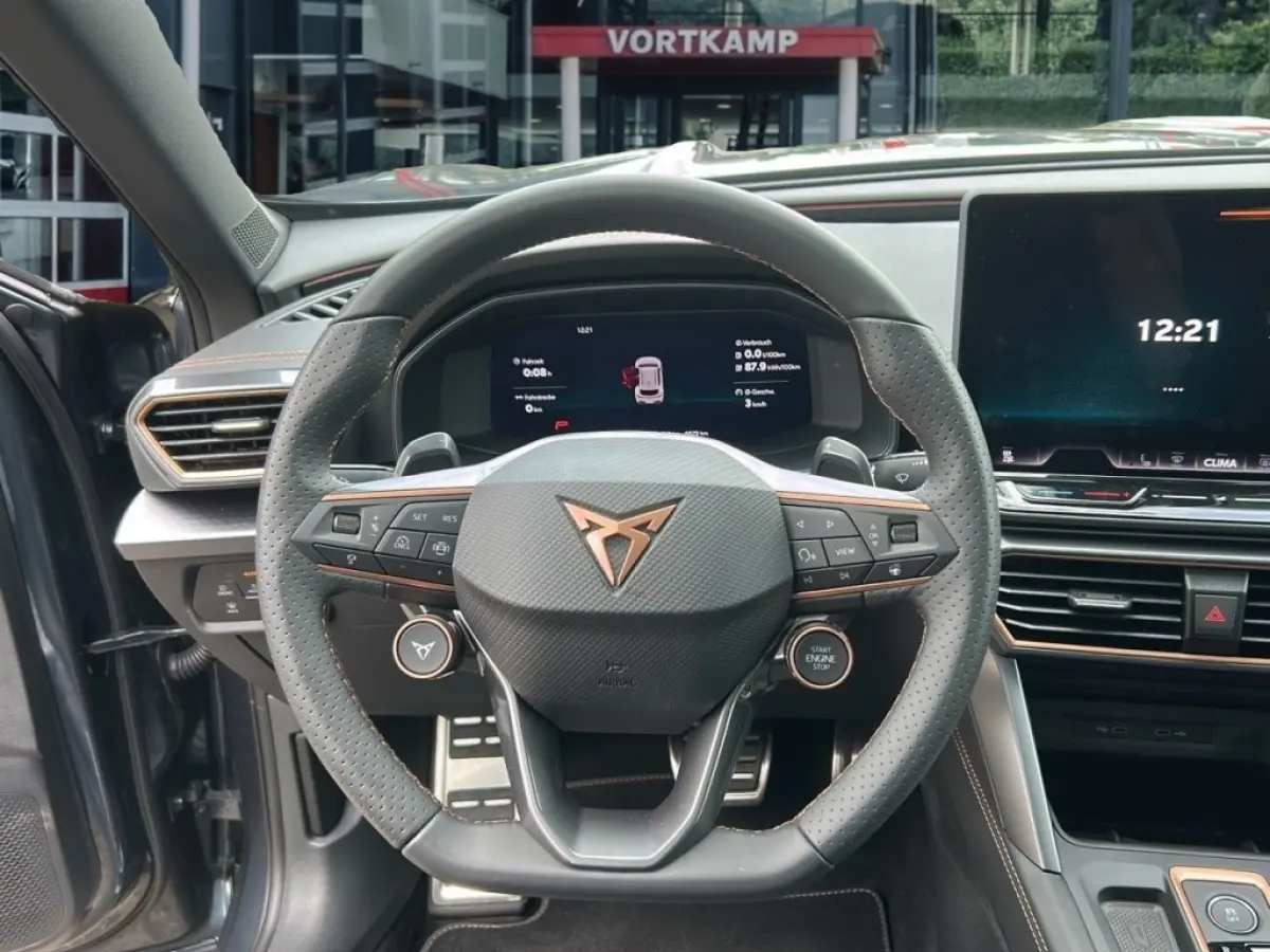 1.5 TSI eHYBRID VZ PANO-DAK/CAMERA/ELEK-KLEP/ACC/MEM/SENNHEISER/STOELVERW