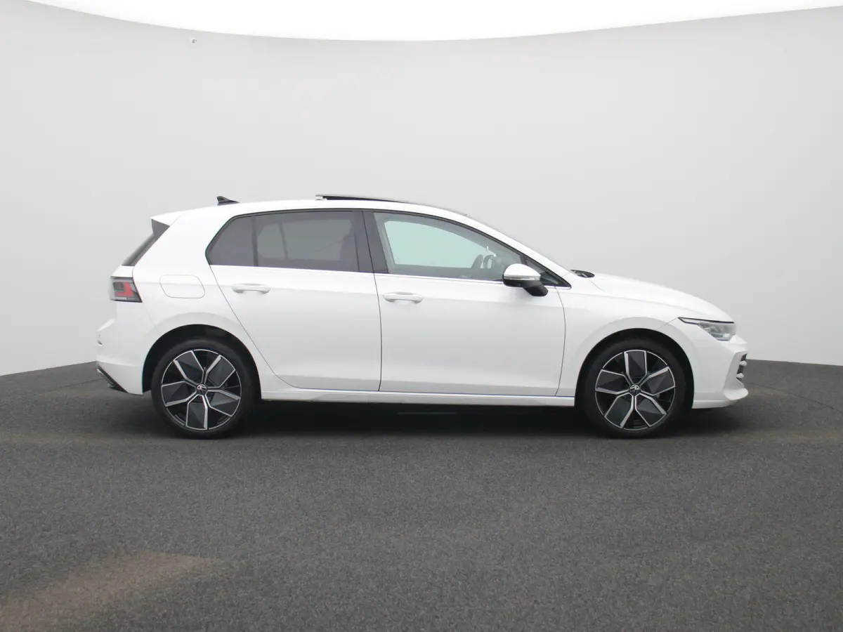 1.5 eHybrid Style Edition 204 PK| | SoH 100% | Panoramadak | Trekhaak Elektrisch | LED Matrix | Stoelverwarming | Stuurwielverwarming | ArtVelours Bekleding | Bestuurderstoel Met Geheugen