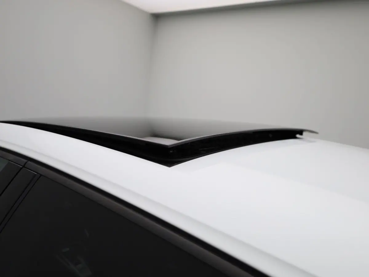 1.5 eHybrid Style Edition 204 PK| | SoH 100% | Panoramadak | Trekhaak Elektrisch | LED Matrix | Stoelverwarming | Stuurwielverwarming | ArtVelours Bekleding | Bestuurderstoel Met Geheugen