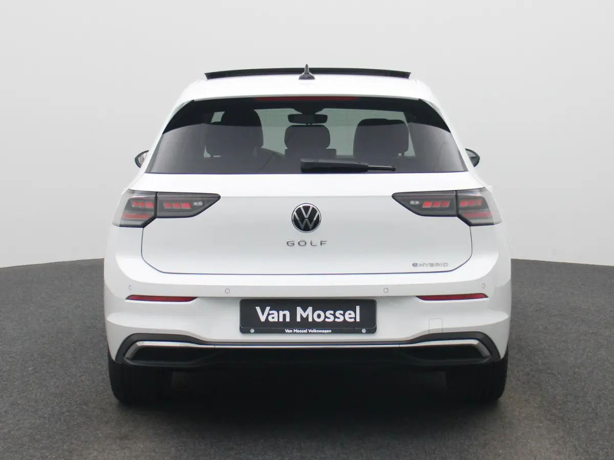 1.5 eHybrid Style Edition 204 PK| | SoH 100% | Panoramadak | Trekhaak Elektrisch | LED Matrix | Stoelverwarming | Stuurwielverwarming | ArtVelours Bekleding | Bestuurderstoel Met Geheugen