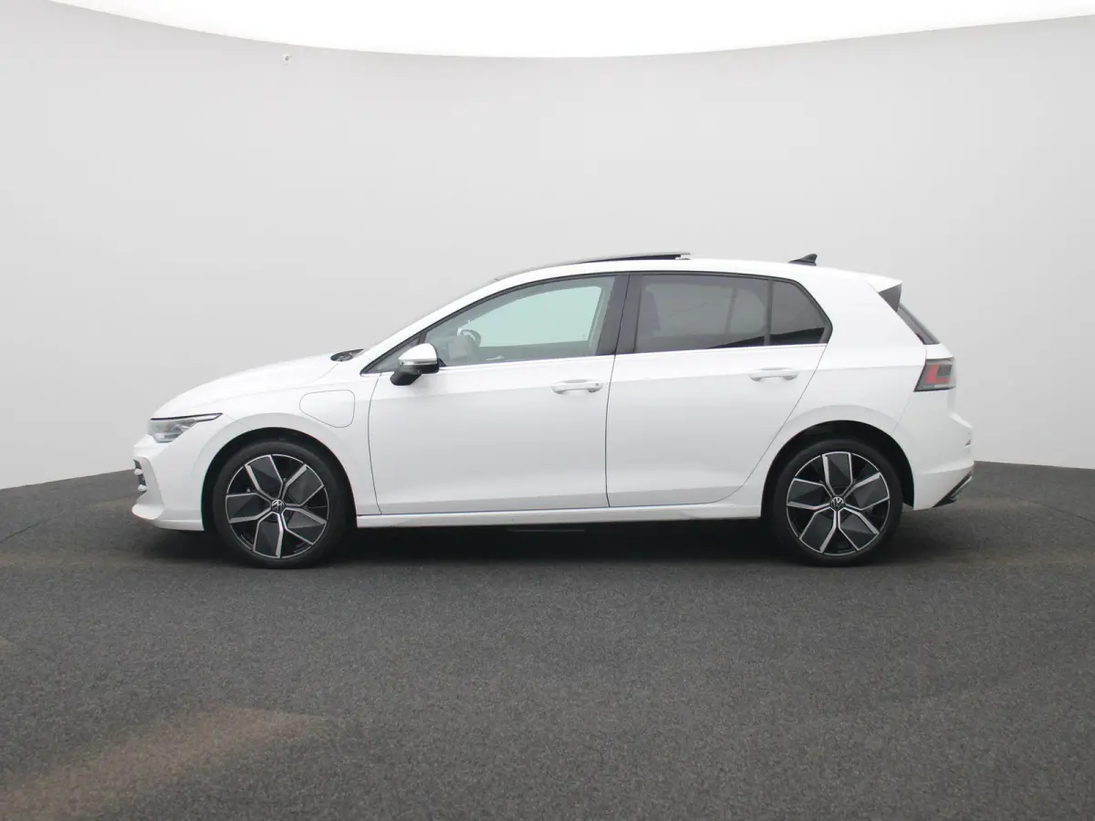 1.5 eHybrid Style Edition 204 PK| | SoH 100% | Panoramadak | Trekhaak Elektrisch | LED Matrix | Stoelverwarming | Stuurwielverwarming | ArtVelours Bekleding | Bestuurderstoel Met Geheugen