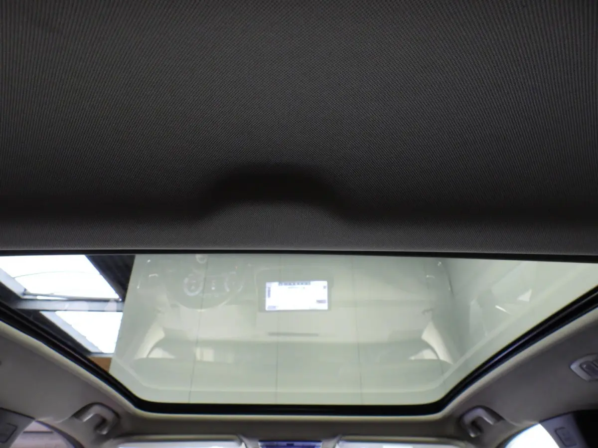 1.3 MHEV N-Connecta Design NAVI/PANODAK/360CAM/LED/18"LMV!