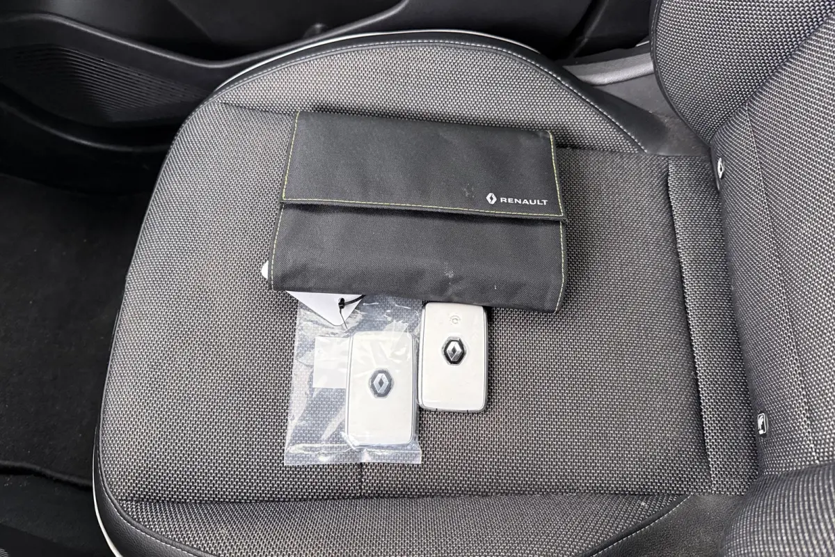 1.0 TCe 90 Edition One Carplay Camera Cruise