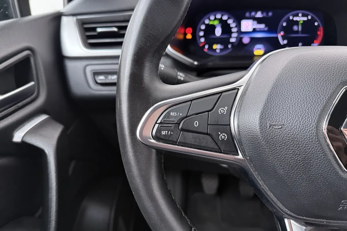1.0 TCe 90 Edition One Carplay Camera Cruise