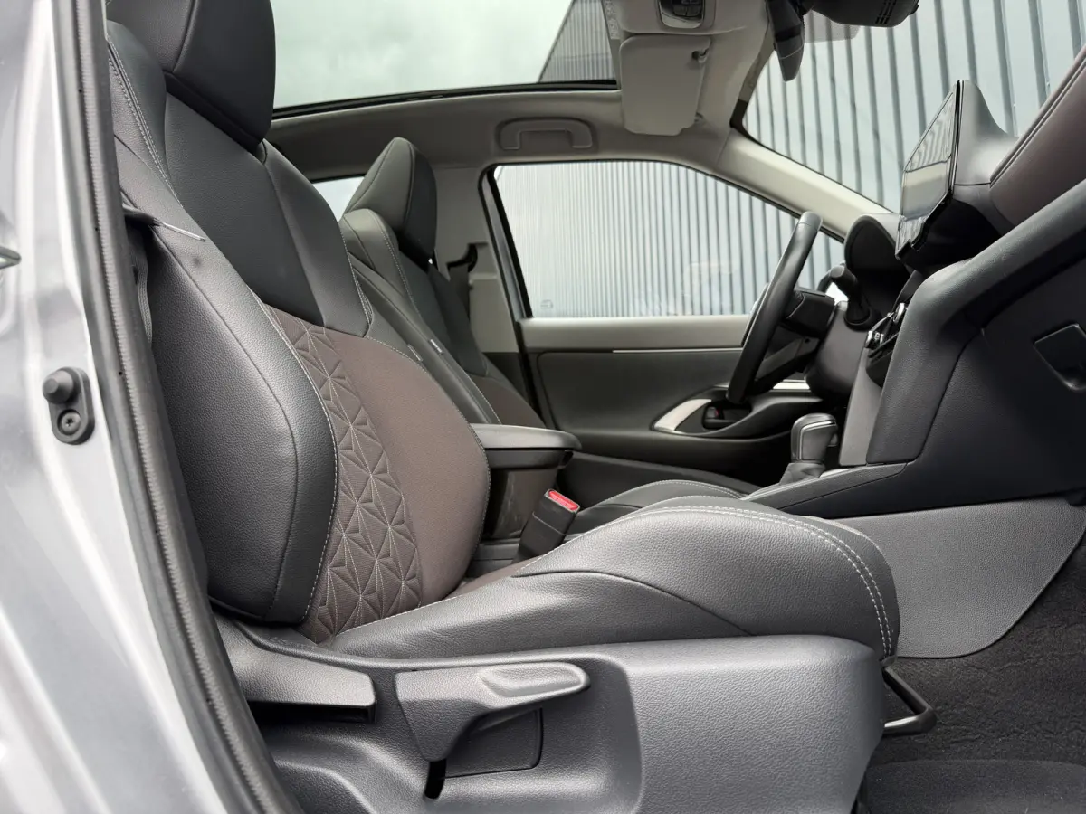 1.5 Hybrid Executive / Bi tone AWD | Afnm. Trekhaak | Pano dak | JBL | 10jr GARANTIE | Rijklaar!!!