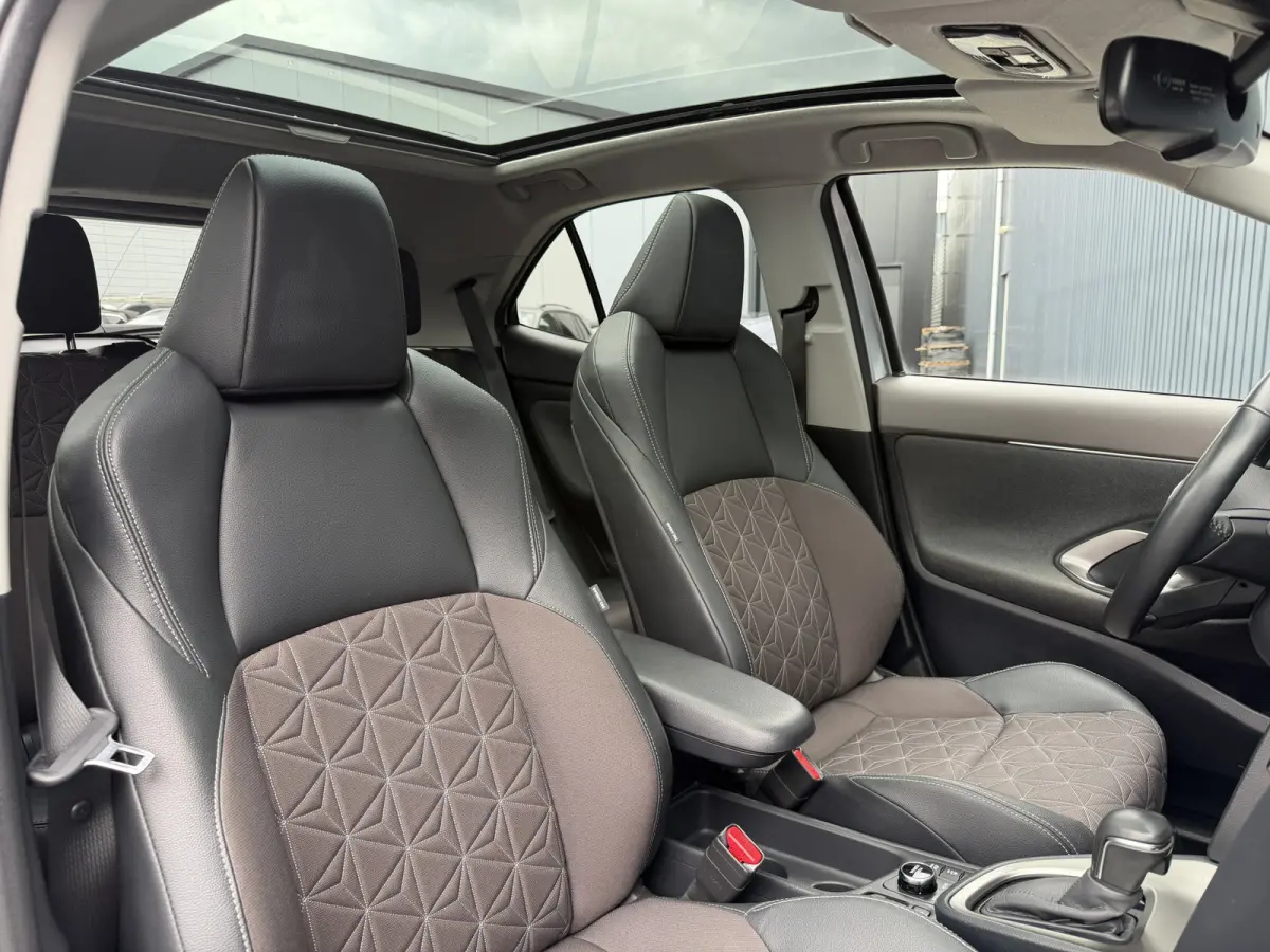 1.5 Hybrid Executive / Bi tone AWD | Afnm. Trekhaak | Pano dak | JBL | 10jr GARANTIE | Rijklaar!!!
