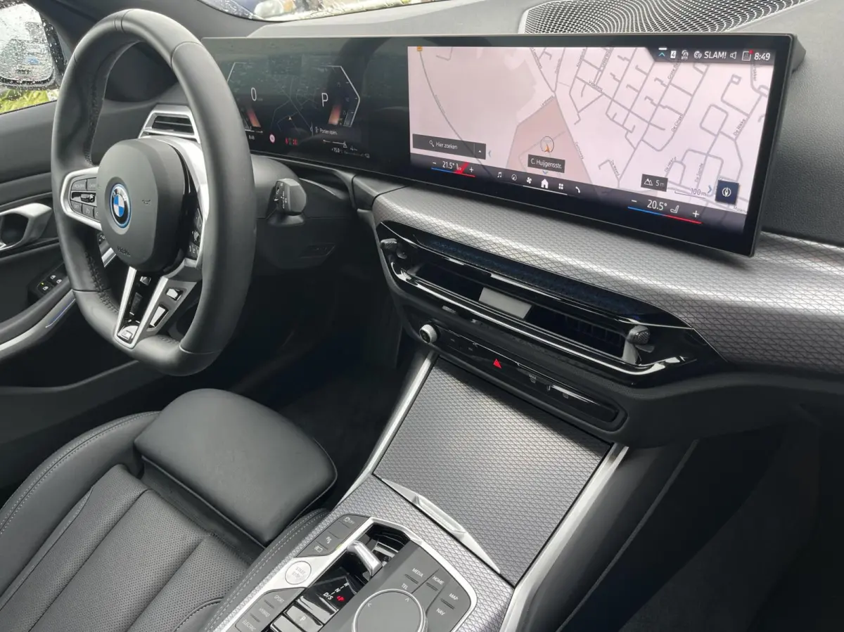 330e M Sport LONG RANGE! EL. TREKHAAK