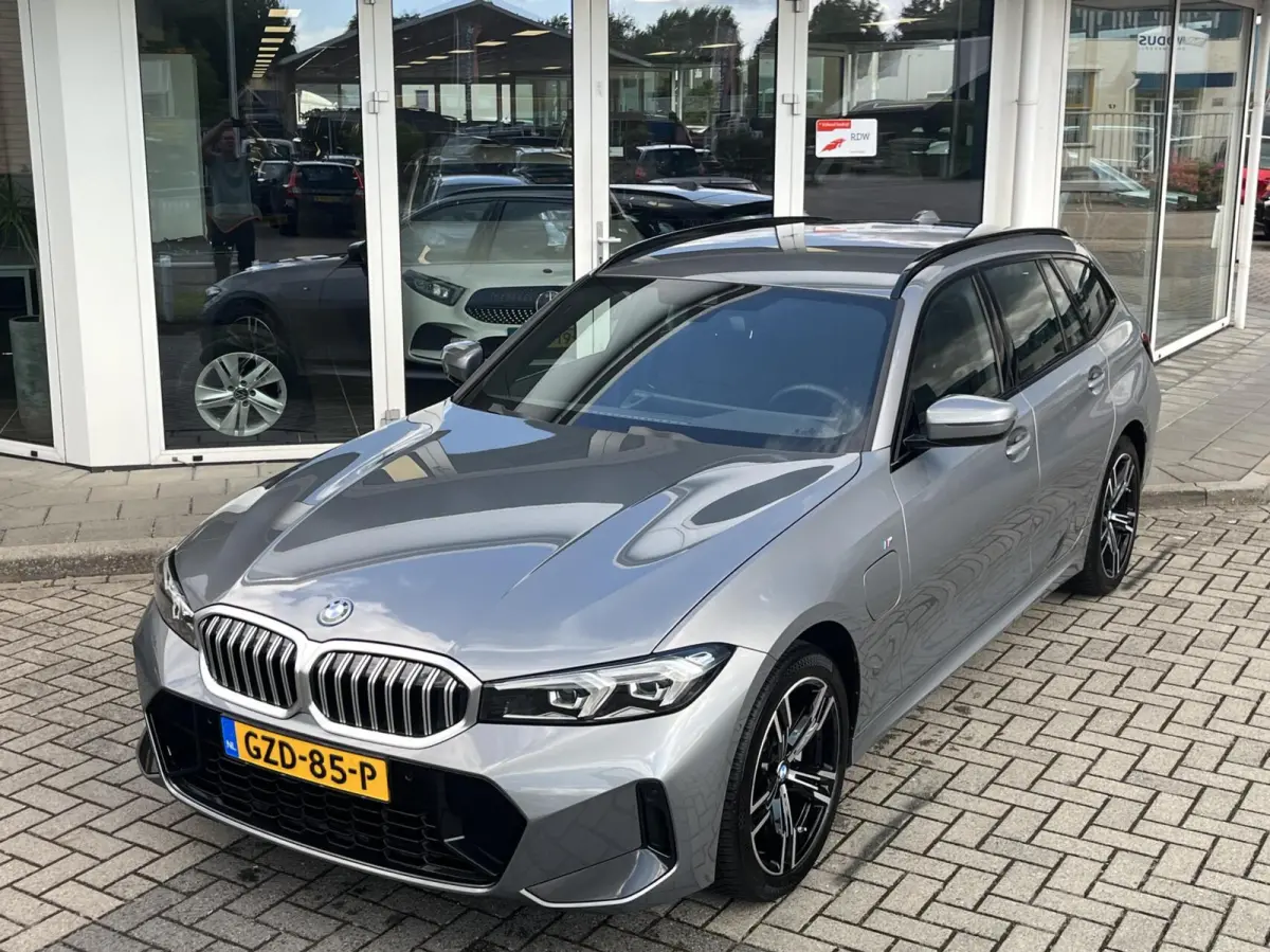 330e M Sport LONG RANGE! EL. TREKHAAK