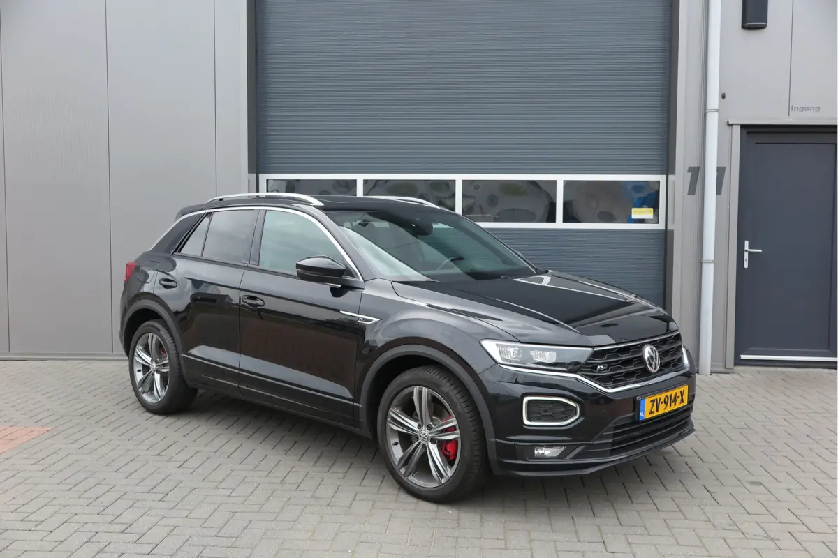 1.5 TSI 150pk DSG Sport Business R-Line , Pano , Virtual , Xenon, Leder, Navi , Carplay , LMV, PDC, Camera etc. etc