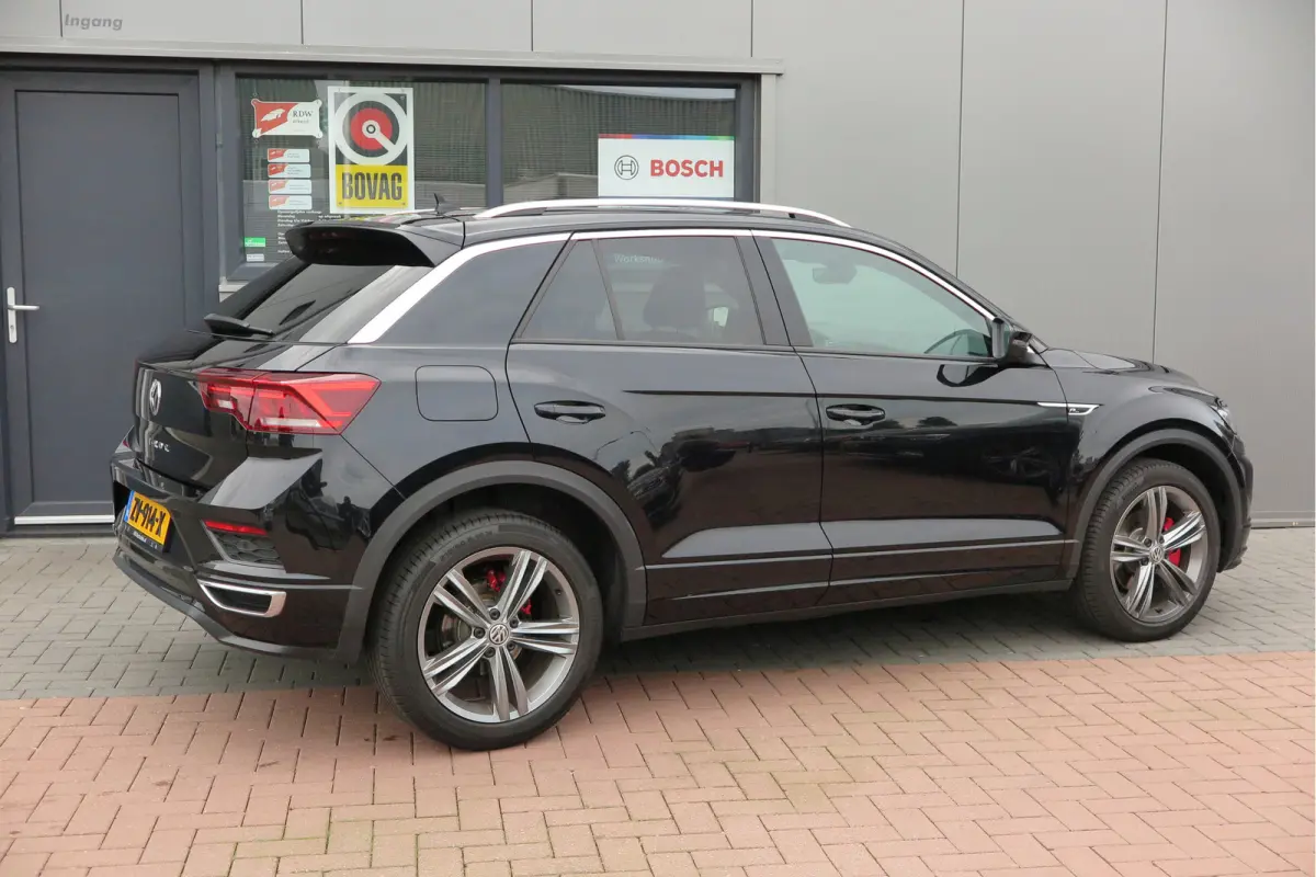 1.5 TSI 150pk DSG Sport Business R-Line , Pano , Virtual , Xenon, Leder, Navi , Carplay , LMV, PDC, Camera etc. etc