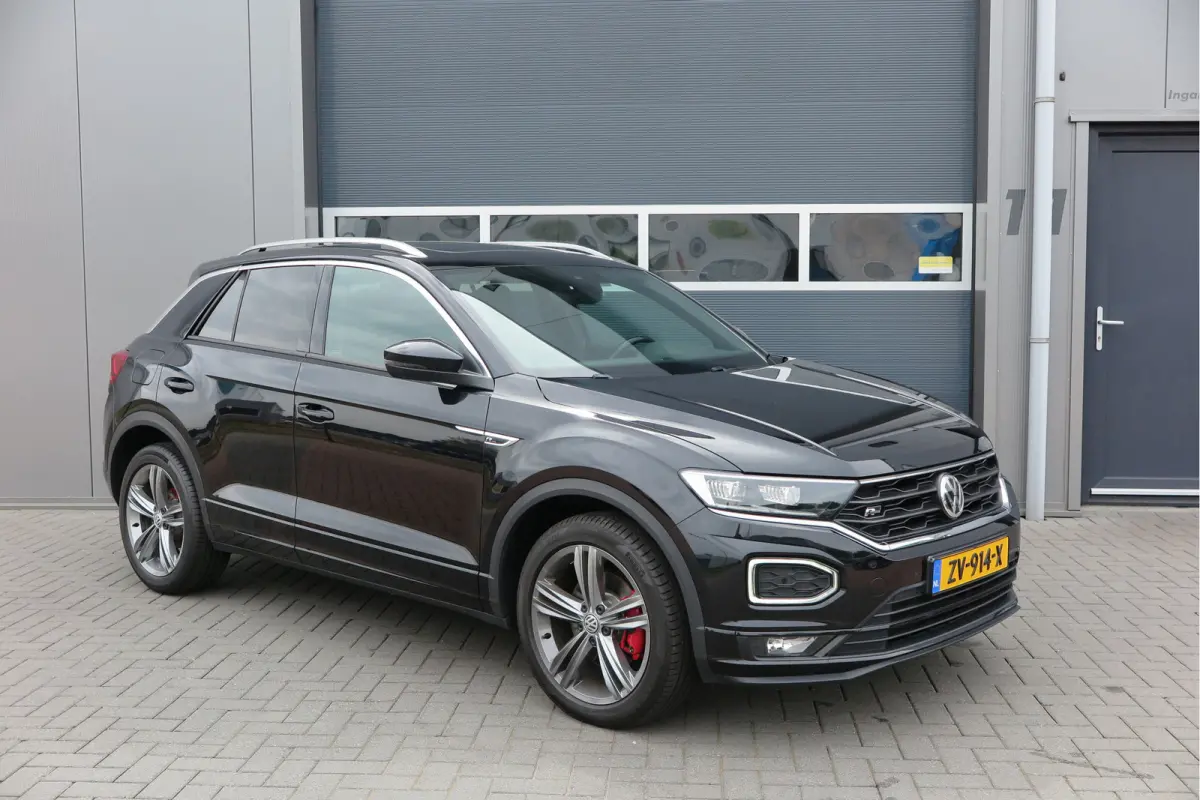 1.5 TSI 150pk DSG Sport Business R-Line , Pano , Virtual , Xenon, Leder, Navi , Carplay , LMV, PDC, Camera etc. etc