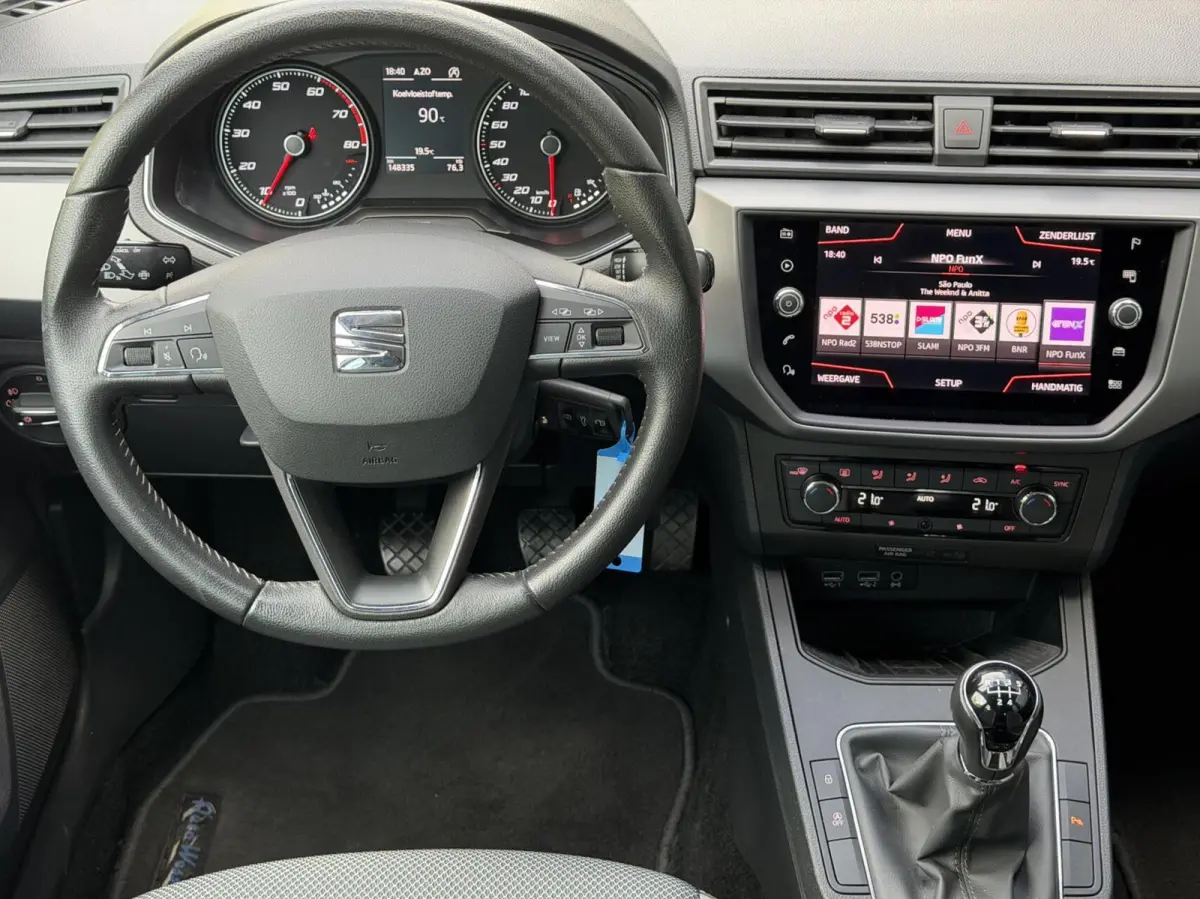 1.0 TSI Style Camera PDC Cruise Carplay Climate