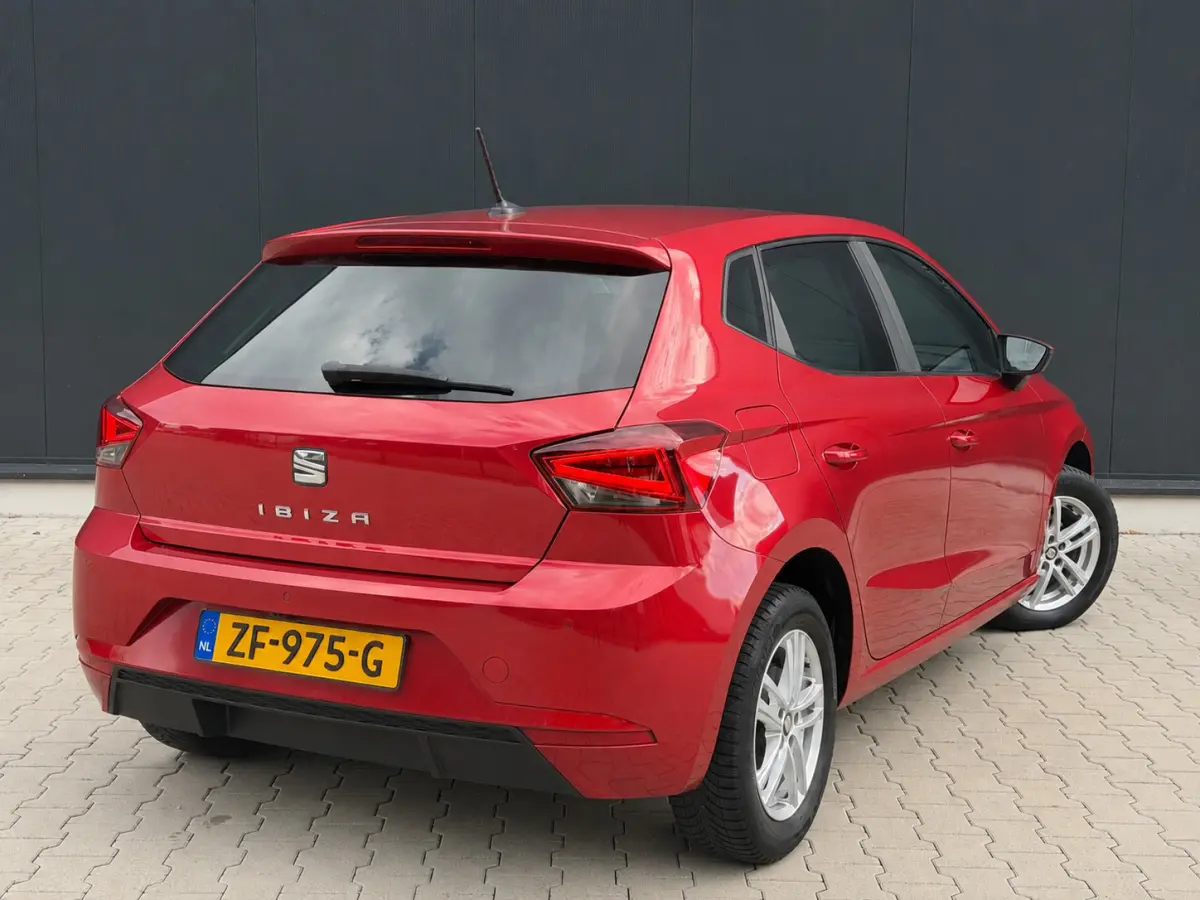 1.0 TSI Style Camera PDC Cruise Carplay Climate