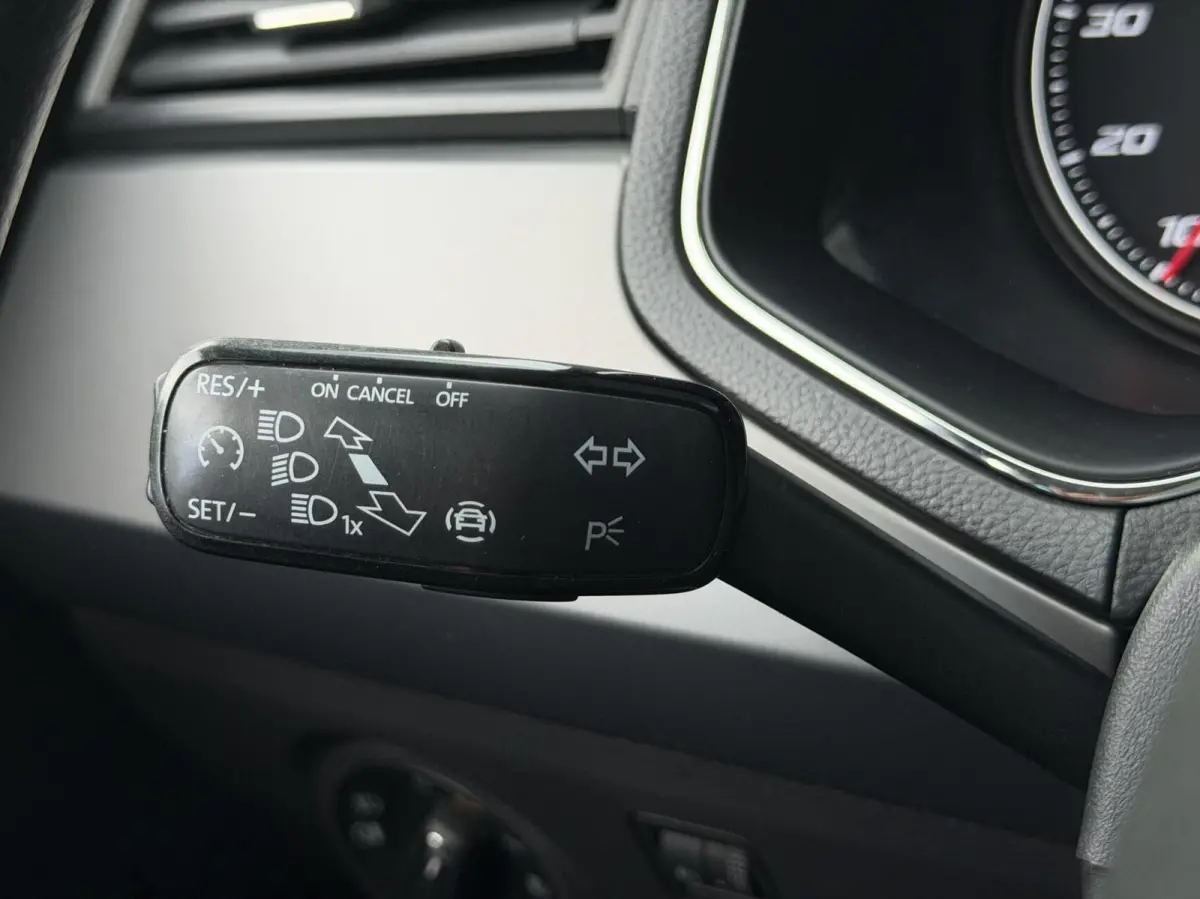 1.0 TSI Style Camera PDC Cruise Carplay Climate