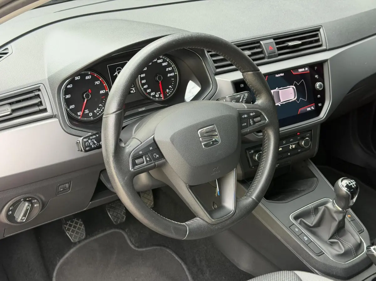 1.0 TSI Style Camera PDC Cruise Carplay Climate